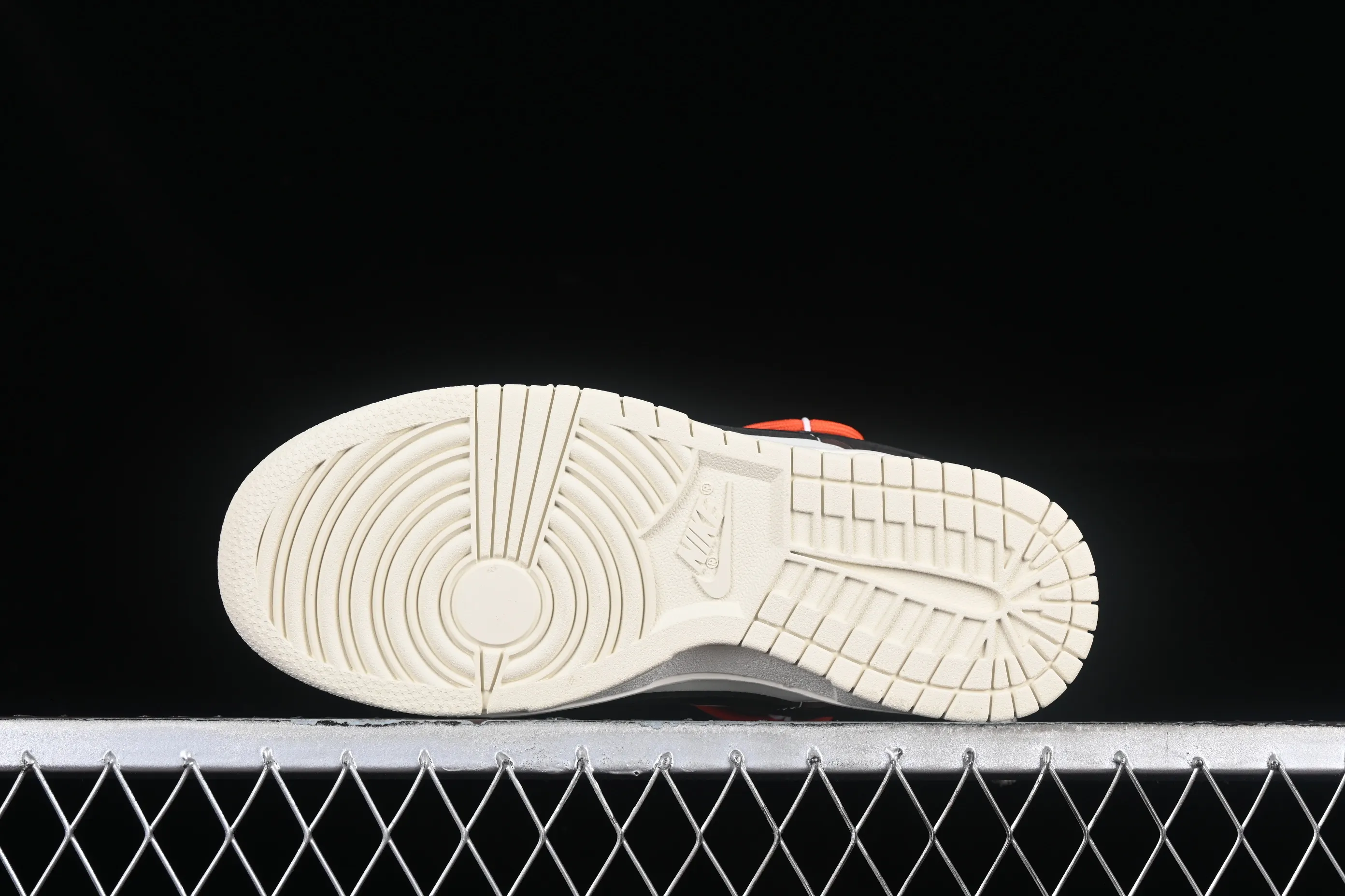 All categories Nk SB Dunk series Nk SB Dunk Low low-top sneakers Nk Dunk Low "Year of the Dragon" Year of the Dragon limited theme SB low-top casual sneakers DJ6188-100